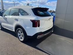 2025 Kia
Sorento S