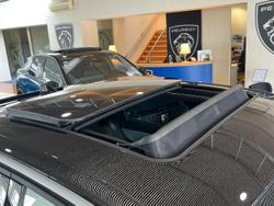 2024 Peugeot 3008 GT Premium Hybrid