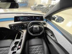 2024 Peugeot 3008 GT Premium Hybrid