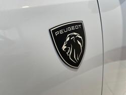 2024 Peugeot 3008 GT Premium Hybrid