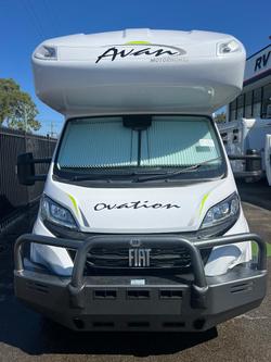 2025 Avan Ovation M6 Island Bed
