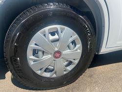 2025 Avan Ovation M6 Island Bed