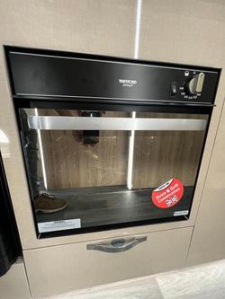 2025 Avan Ovation M6 Island Bed