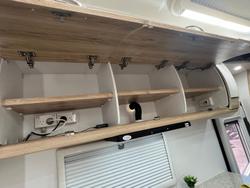 2025 Avan Ovation M6 Island Bed