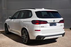 2024 BMW
                X5 xDrive50e M Sport