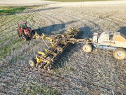 0 SERAFIN ULTISOW FORWARD FOLD S1872 SINGLE DISC SEEDER USED YELLOW