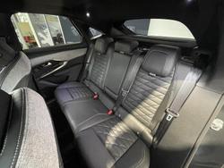 2024 Peugeot
3008 GT Premium Hybrid