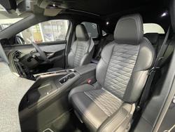 2024 Peugeot
3008 GT Premium Hybrid