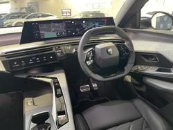 2024 Peugeot
3008 GT Premium Hybrid