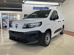 2024 Peugeot Partner Pro
