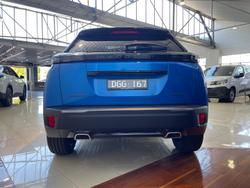 2024 Peugeot 2008 GT Hybrid