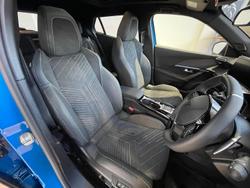 2024 Peugeot 2008 GT Hybrid