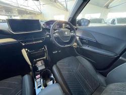 2024 Peugeot 2008 GT Hybrid