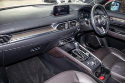 2018 Mazda
CX-5 Akera