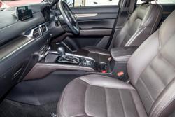 2018 Mazda
CX-5 Akera
