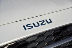 2024 Isuzu
MU-X LS-U