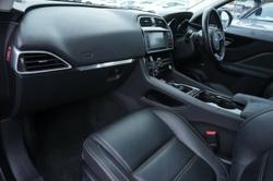2016 Jaguar
F-PACE 30d Prestige