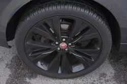 2016 Jaguar
F-PACE 30d Prestige
