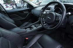 2016 Jaguar
F-PACE 30d Prestige