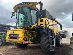 2016 New Holland
Cr7.90 Combine Harvester