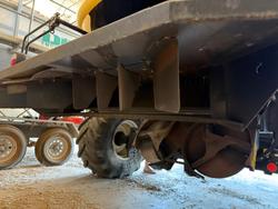 2016 New Holland
Cr7.90 Combine Harvester