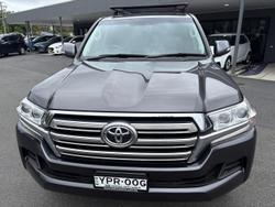 2017 Toyota
                Landcruiser VX