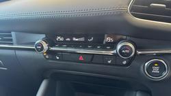 2024 Mazda
3 G25 Astina