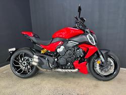 Ducati Diavel V4