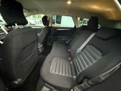2016 Ford
Mondeo Ambiente