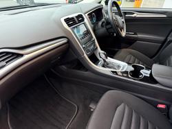 2016 Ford
Mondeo Ambiente