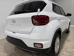 2021 Hyundai
                Venue 