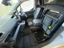 2024 Peugeot
Partner Pro