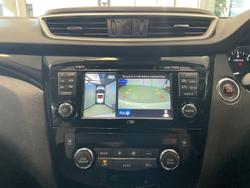 2017 Nissan
                QASHQAI Ti
