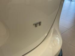 2017 Nissan
                QASHQAI Ti
