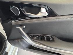 2023 Kia
Stinger 330S