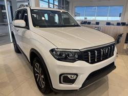 2025 Mahindra Scorpio Z8L