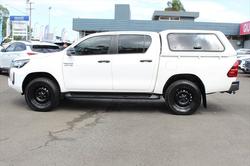 2020 Toyota
Hilux SR
