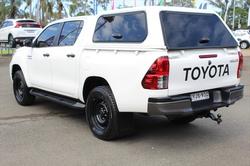 2020 Toyota
Hilux SR