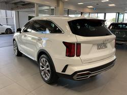 2022 Kia
                Sorento GT-Line