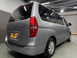 2019 Hyundai
                iMax Active