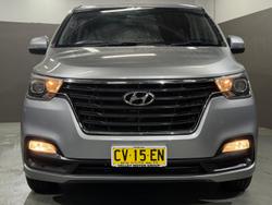 2019 Hyundai
                iMax Active