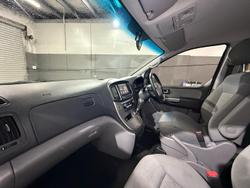 2019 Hyundai
                iMax Active