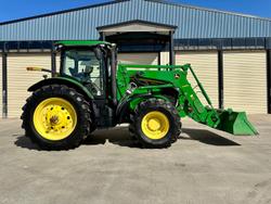 2016 John Deere 7210R