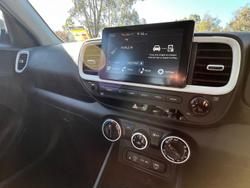 2025 Hyundai
Venue Active