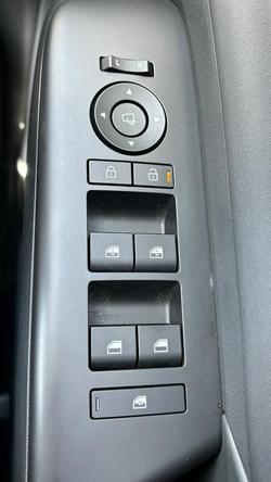 2025 Hyundai Kona Premium