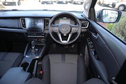 2024 Mazda
BT-50 XTR