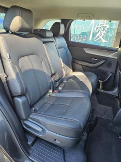 2024 Mazda
CX-80 G40e Touring