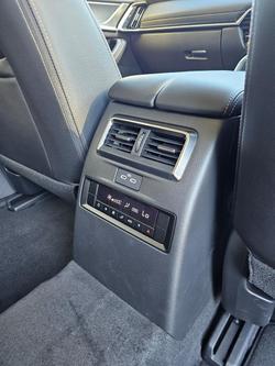2024 Mazda
CX-80 G40e Touring