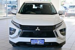 2024 Mitsubishi
Eclipse Cross ES