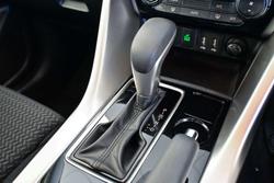 2024 Mitsubishi
Eclipse Cross ES